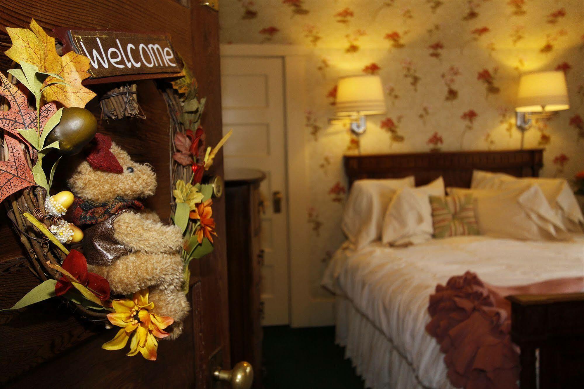 モントレー ジャバウォックベッド＆ブレックファスト Bed & Breakfast エクステリア 写真